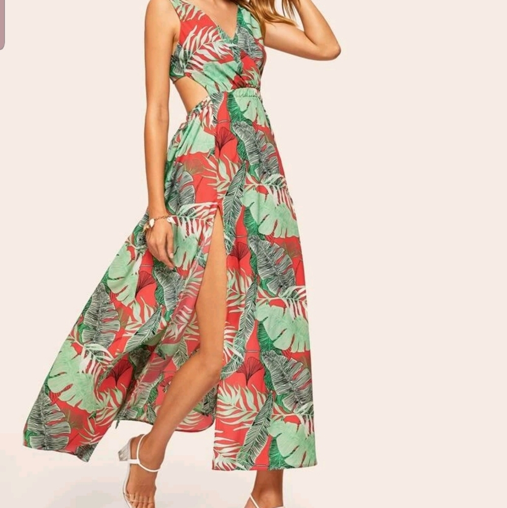 Tropical Print Maxi Dress. Size Small